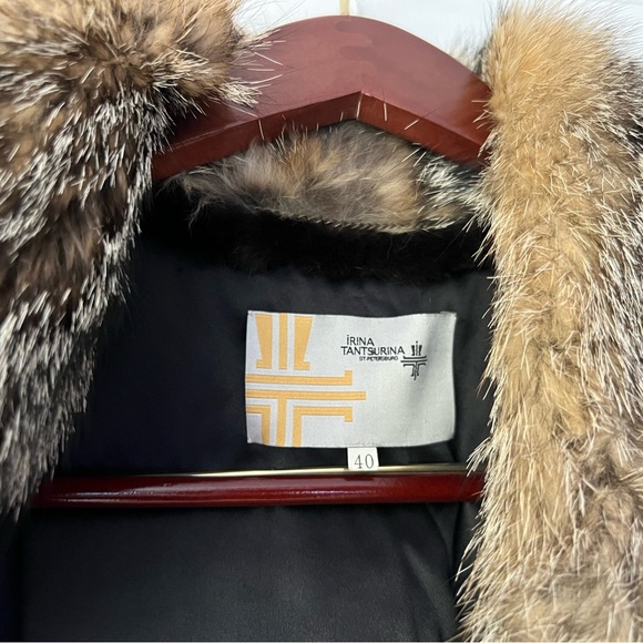 Real Fur Vest (M) - Picture 5 of 9